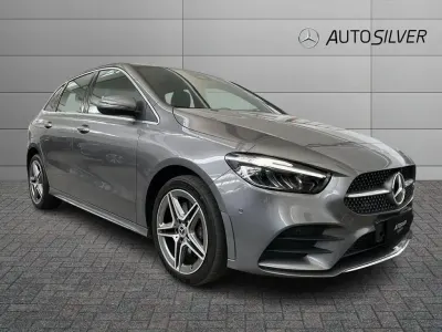 Usata Mercedes B250e Advanced Plus 163 CV (119 kW) 2025 Grigio montagna / metallizzato Utilitaria