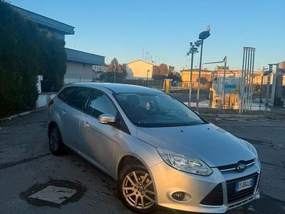Usata Ford Focus 115 CV (84 kW) 2014 Grigio Berlina