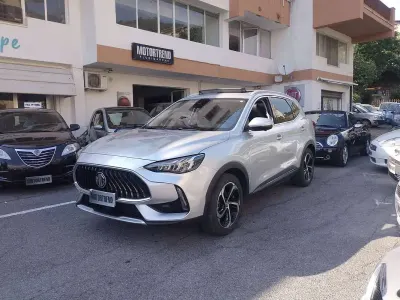 Usata MG HS Luxury 162 CV (119 kW) 2023 Grigio SUV