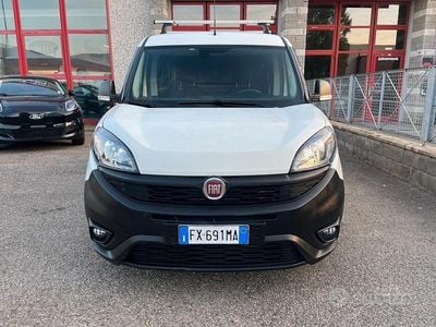Usata Fiat Doblò S 105 CV (77 kW) 2019 Bianco Monovolume