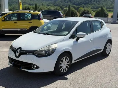 Usata Renault Clio IV 73 CV (53 kW) 2015 Bianco Berlina