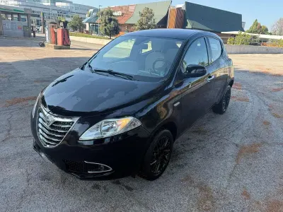 Usata Lancia Ypsilon