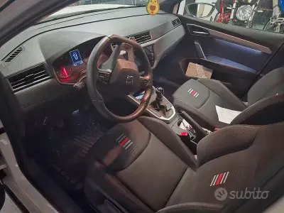 Usata Seat Arona 90 CV (66 kW) 2021 Bianco SUV