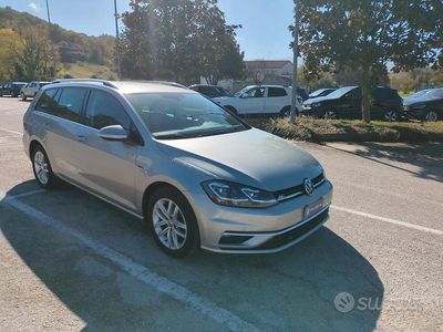 Grigio Usata 2018 VW Golf VII R-line Station wagon | 10.900 € (Buon prezzo)