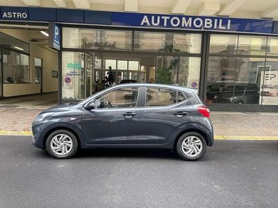 Usata Hyundai i10 Advanced 67 CV (49 kW) 2022 Grigio Utilitaria