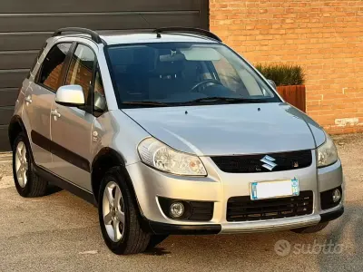 Usata Suzuki SX4 112 CV (82 kW) 2010 Grigio SUV