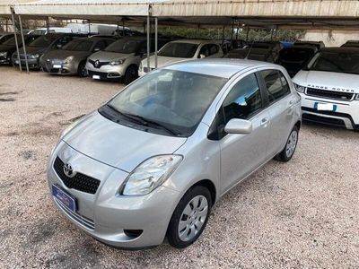 usata Toyota Yaris 1.0 5 porte Sol