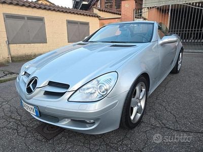 Usata Mercedes SLK200 163 CV (119 kW) 2004 Grigio Cabrio