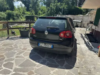 Usata VW Golf IV Comfortline 105 CV (77 kW) 2005 Berlina