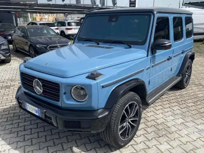 Begagnad Mercedes G500 AMG line 421 HK (309 kW) 2024 Blå SUV