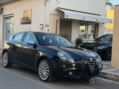 Occasion Alfa Romeo Giulietta Exclusive 105 ch (77 kW) 2015 Noir Citadine