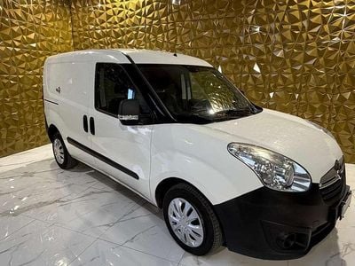 Bianco Usata 2015 Opel Combo Furgone | 5200 € (Super prezzo)
