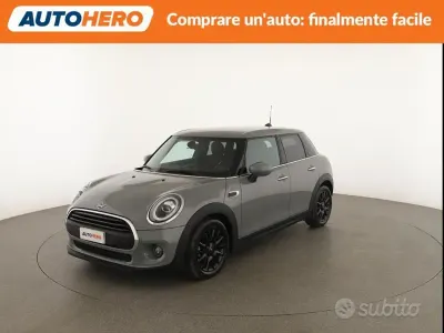 Usata Mini ONE 102 CV (75 kW) 2020 Grigio Utilitaria
