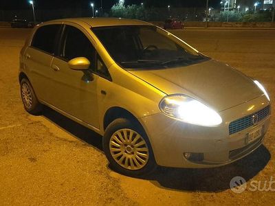 Usata Fiat Grande Punto 2009 Grigio Utilitaria