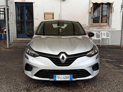 Usata Renault Clio V Life 101 CV (74 kW) 2022 Grigio Berlina