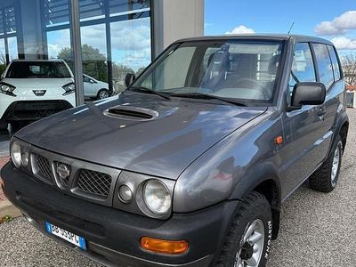 Usata Nissan Terrano SE 125 CV (91 kW) 1999 Grigio SUV