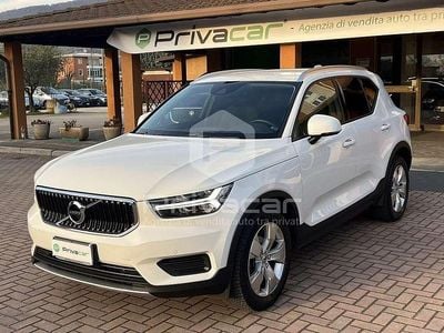Usata Volvo XC40 Momentum 150 CV (110 kW) 2019 Bianco SUV