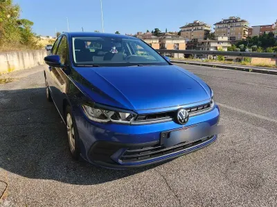 Usata VW Polo 80 CV (58 kW) 2022 Blu/azzurro Utilitaria