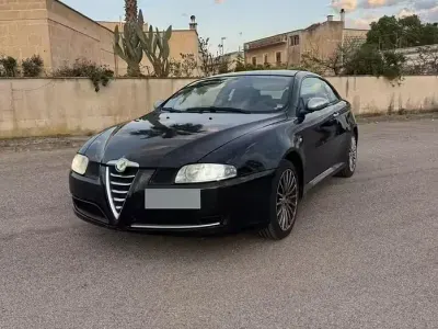 Usata Alfa Romeo GT Distinctive 150 CV (110 kW) 2007 Nero Coupé
