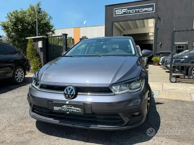 Usata VW Polo Style 95 CV (69 kW) 2023 Grigio Utilitaria