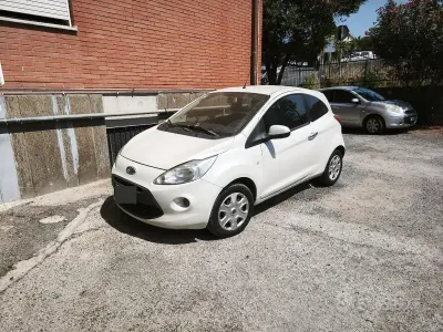 Usata Ford Ka 75 CV (55 kW) 2010 Bianco Utilitaria