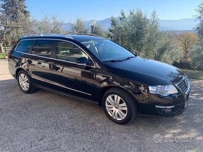 Usata VW Passat Highline 170 CV (125 kW) 2007 Nero Station wagon