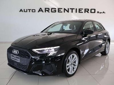 Usata Audi A3 Advanced 116 CV (85 kW) 2022 Nero mito Berlina