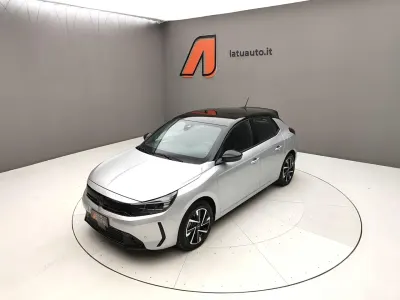 Usata Opel Corsa 101 CV (74 kW) 2025 Nero Utilitaria
