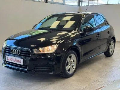 Usata Audi A1 Ambiente 82 CV (60 kW) 2018 Grigio Berlina