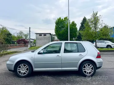 Usata VW Golf IV 116 CV (85 kW) 2001 Grigio Berlina