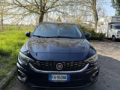Usata Fiat Tipo Lounge 120 CV (88 kW) 2017 Berlina