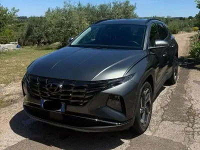 Usata Hyundai Tucson 179 CV (131 kW) 2023 Grigio SUV