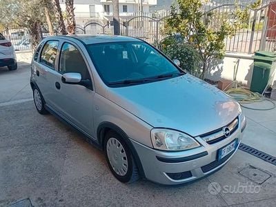 Usata Opel Corsa Club 74 CV (54 kW) 2003 Grigio Utilitaria