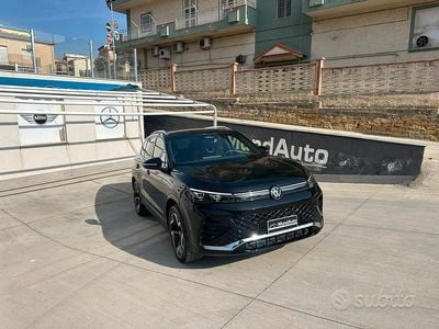 Usata VW Tiguan R-line 150 CV (110 kW) 2025 Nero SUV
