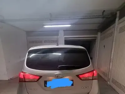 Usata Hyundai ix20 90 CV (66 kW) 2013 Grigio Utilitaria