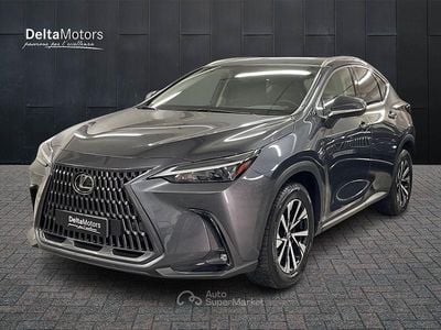 Usata Lexus NX450h+ 185 CV (136 kW) 2022 Grigio SUV
