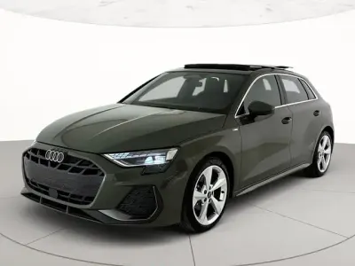 Usata Audi A3 S-Line 150 CV (110 kW) 2025 Verde Berlina
