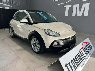 Usata Opel Adam Jam 69 CV (50 kW) 2015 Bianco Utilitaria