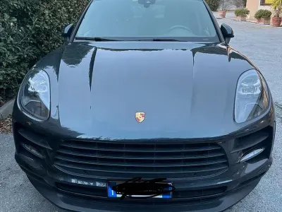 Usata Porsche Macan 353 CV (259 kW) 2020 Grigio SUV