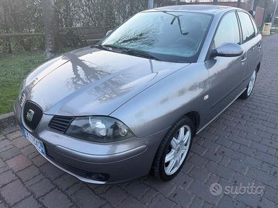 Usata Seat Ibiza 74 CV (54 kW) 2005 Grigio Utilitaria