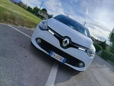 Usata Renault Clio IV 90 CV (66 kW) 2015 Bianco Berlina