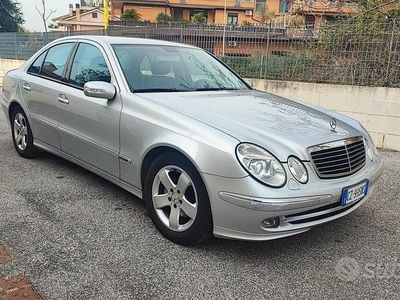 Usata Mercedes E280 2006 Grigio Berlina