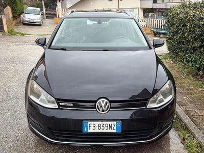 Usata VW Golf VII Highline 110 CV (80 kW) 2015 Nero Station wagon