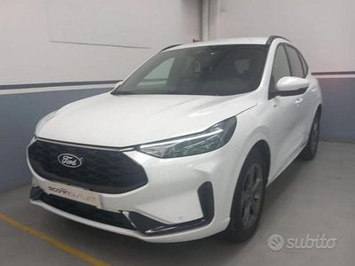 Usata Ford Kuga ST-Line X 150 CV (110 kW) 2025 Bianco SUV