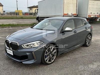Begagnad BMW M135 306 HK (225 kW) 2019 Grå Halvkombi