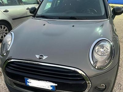 Usata Mini Cooper D Business 2016 Grigio Utilitaria