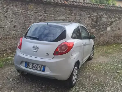 Usata Ford Ka Titanium 69 CV (50 kW) 2009 Grigio Utilitaria