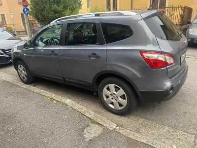 Usata Nissan Qashqai 117 CV (86 kW) 2010 Grigio SUV