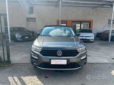 Usata VW T-Roc Business 110 CV (80 kW) 2021 Grigio SUV