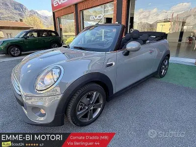 Usata Mini ONE 14 CV (10 kW) 2017 Grigio Utilitaria